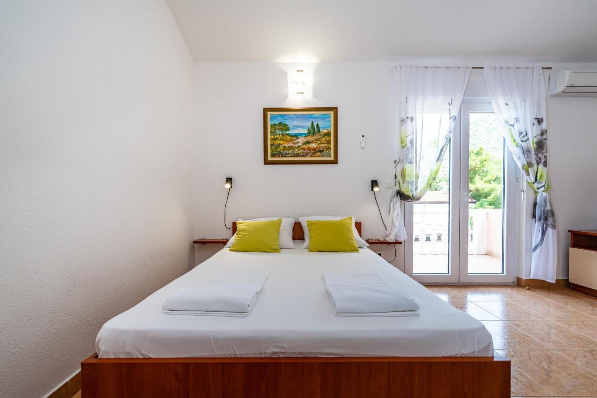 Apartments Prkacin 2 Stari Grad Kültér fotó